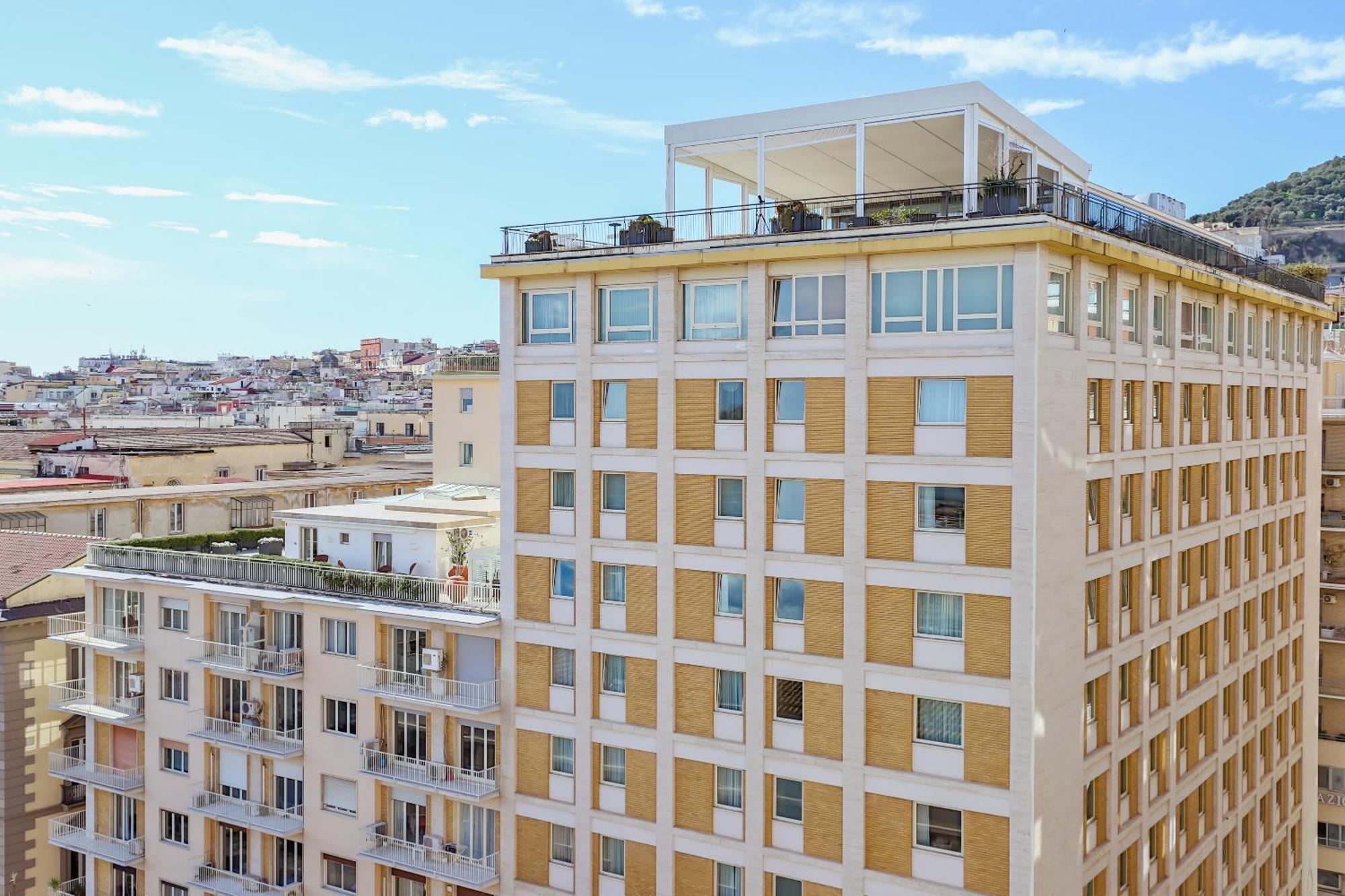 Neapolitan Skyscraper Suites Esterno foto